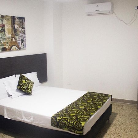 Casa Hotel Palmas Del Estadio 2 Medellín Exteriör bild