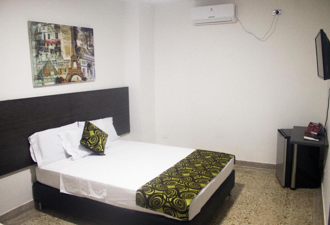 Casa Hotel Palmas Del Estadio 2 Medellín Exteriör bild